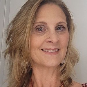 Meet your Posher, Rose